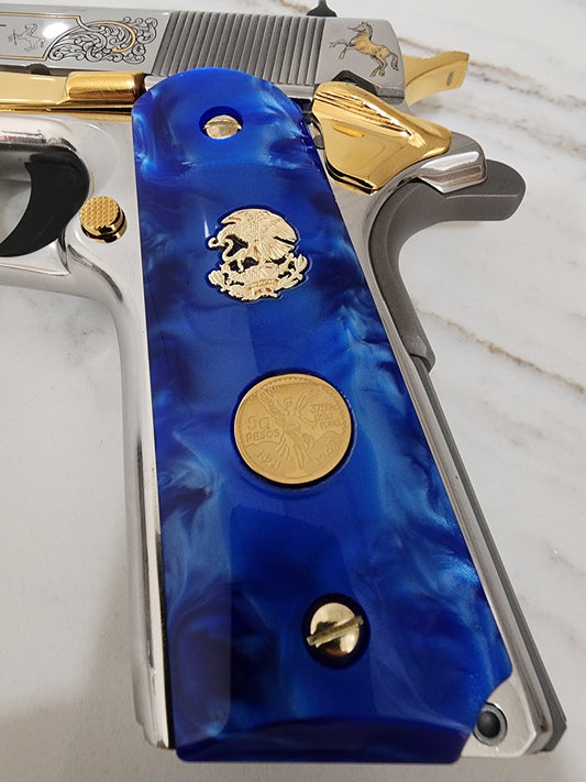 1911 Grips – Royal Swirl Blue Pearl with 24k Gold Plated Mexican Eagle and Mini Centenario Emblems (24k Gold Screws)