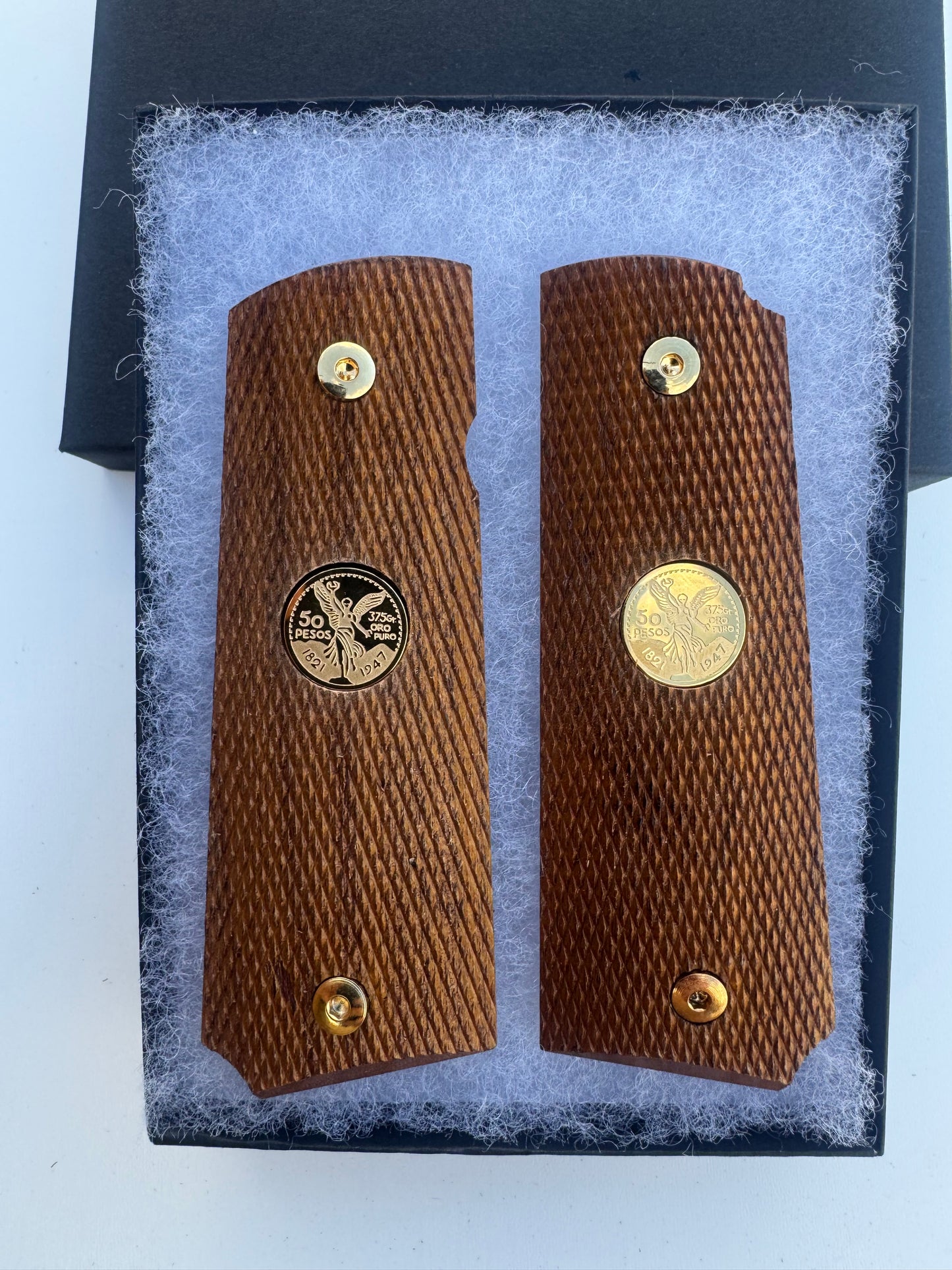 1911 Colt Series 70 Factory Original, Checkered Wood Grips with custom 24k Gold filled Mexican Medallion