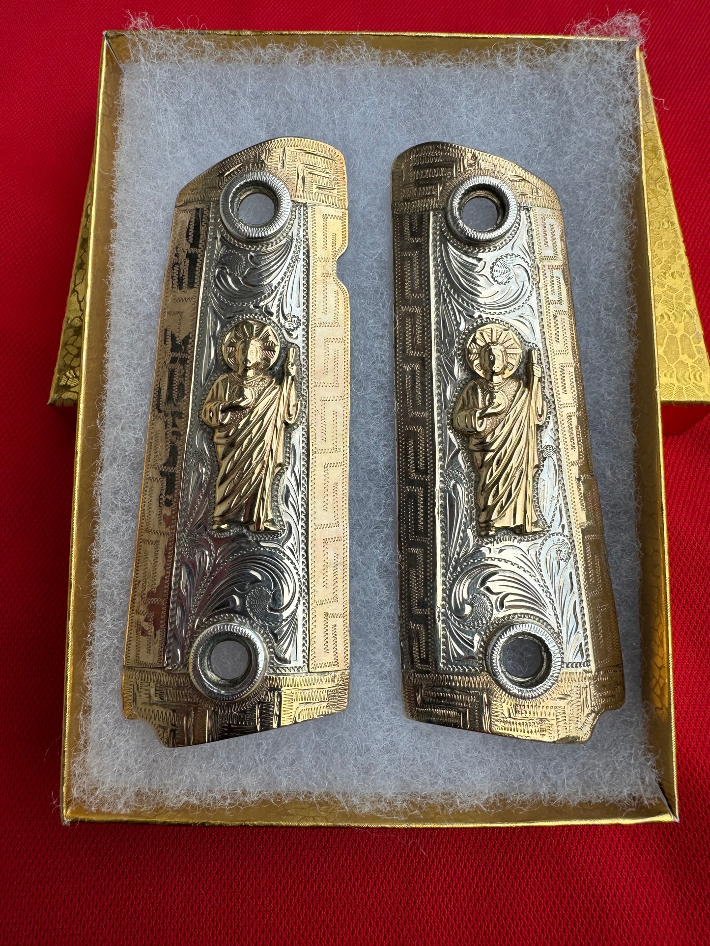 1911 9.25 Silver & 14kt GOLD Engraved Pistol Grips "SAN JUDAS 38 Super 45