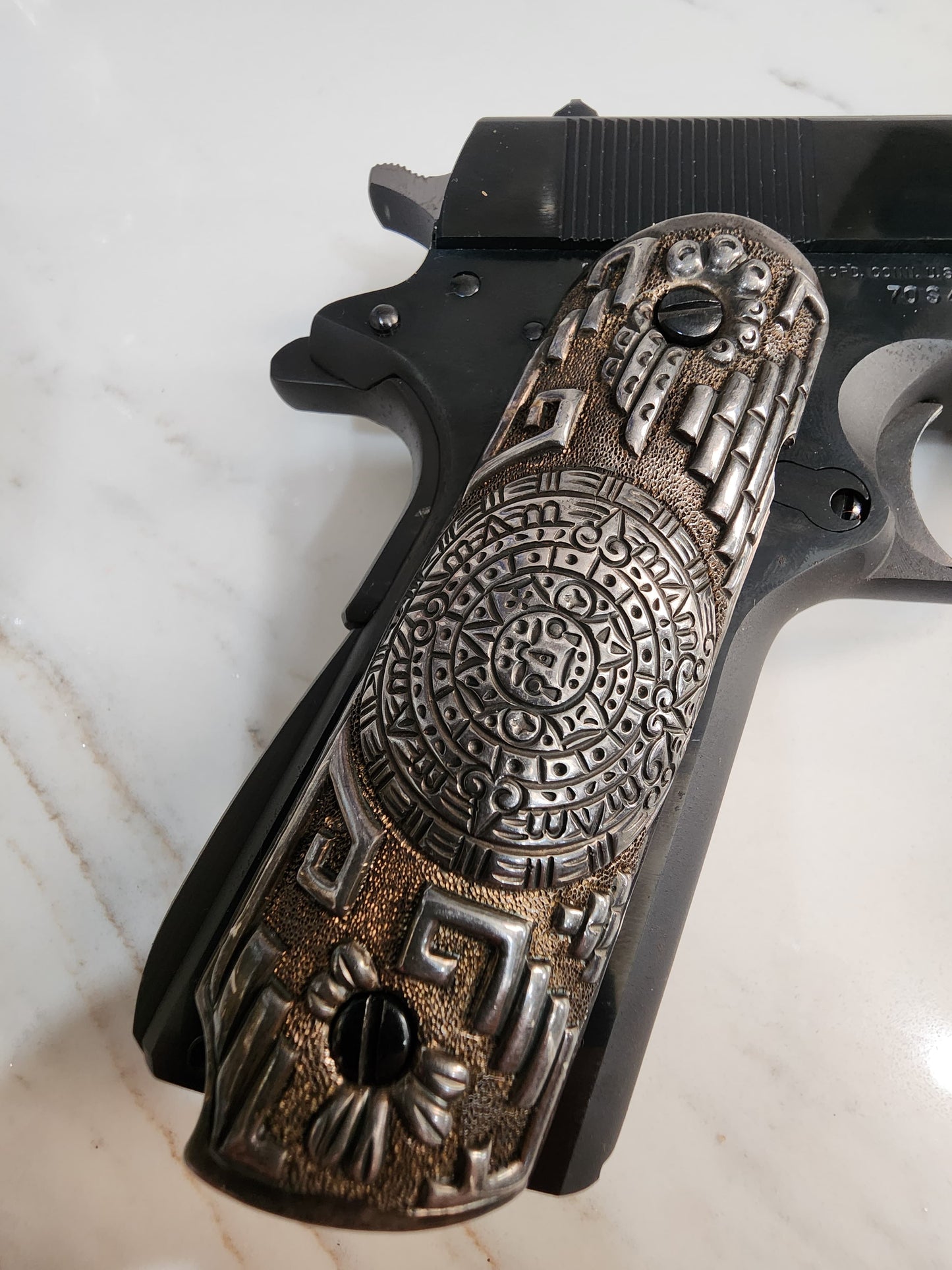 9.25 Silver Mexican Vintage Engraved Pistol Grips COLT 38 super/45