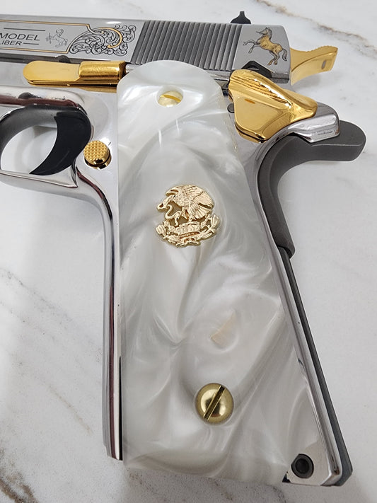 1911 Grips – White Pearl with 24k Gold Plated Mexican Eagle Emblems (24k Gold Screws)