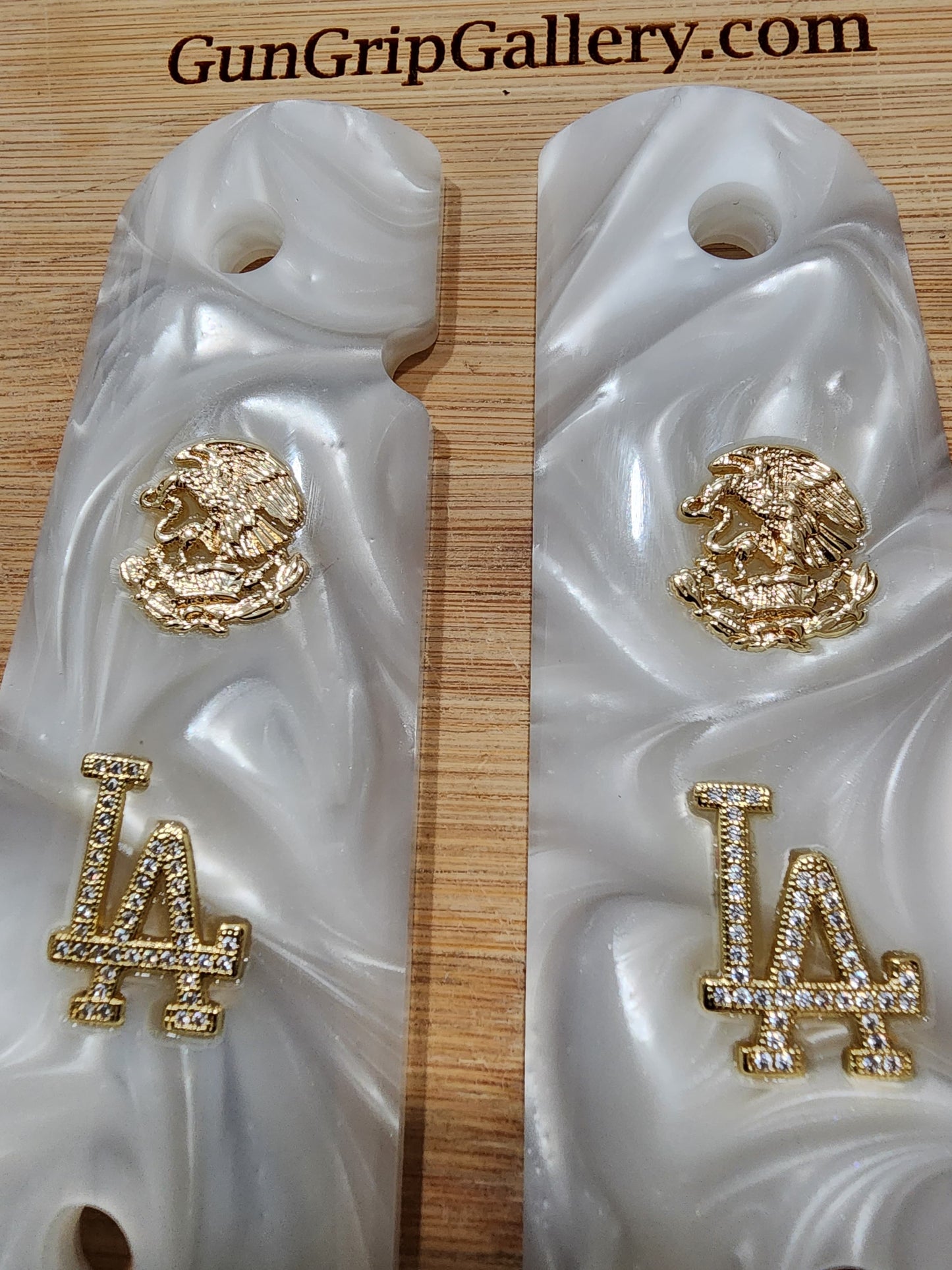 1911 Grips White Pearl with LA Emblem & Mexican Eagle (24k Gold Screws)