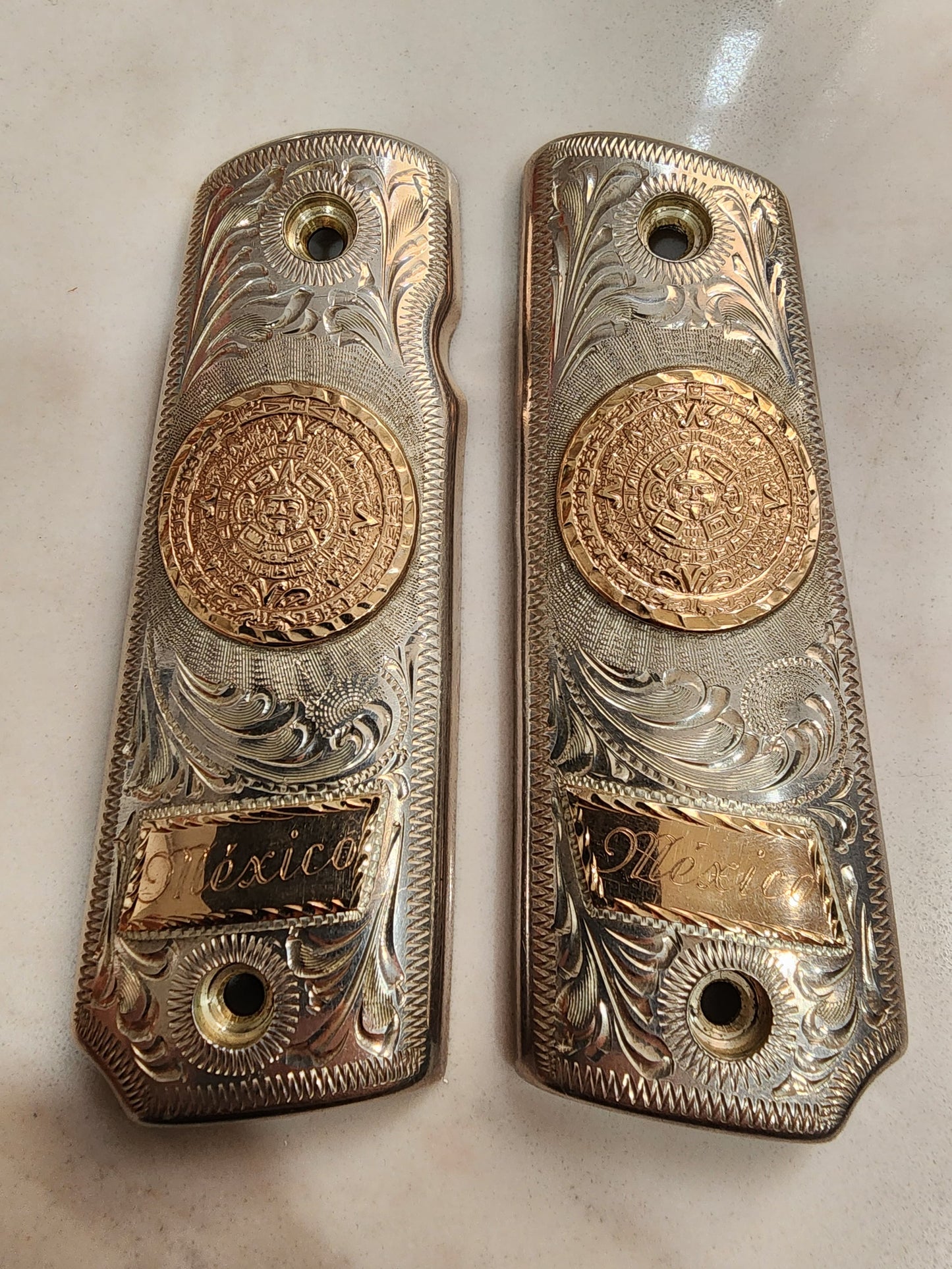 9.25 10kt gold inlay Silver Mexican Vintage Engraved Pistol Grips COLT 38 super/45