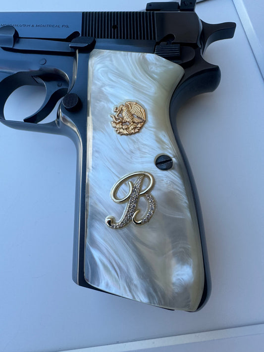 Browning Hi-Power 9mm – Custom Engraved Pearlite Grips (Mexican Eagle & “B” Letter)