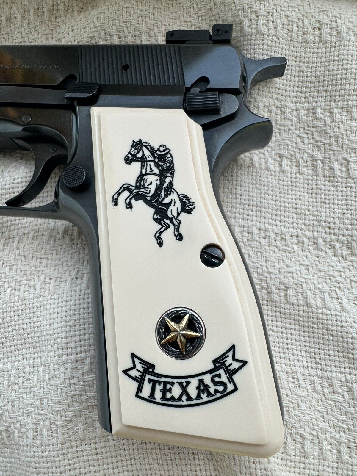 Browning Hi-Power Custom Engraved Texas Cowboy Pistol Grips 9mm Caliber
