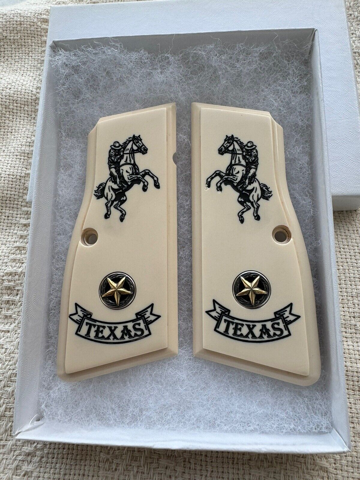 Browning Hi-Power Custom Engraved Texas Cowboy Pistol Grips 9mm Caliber