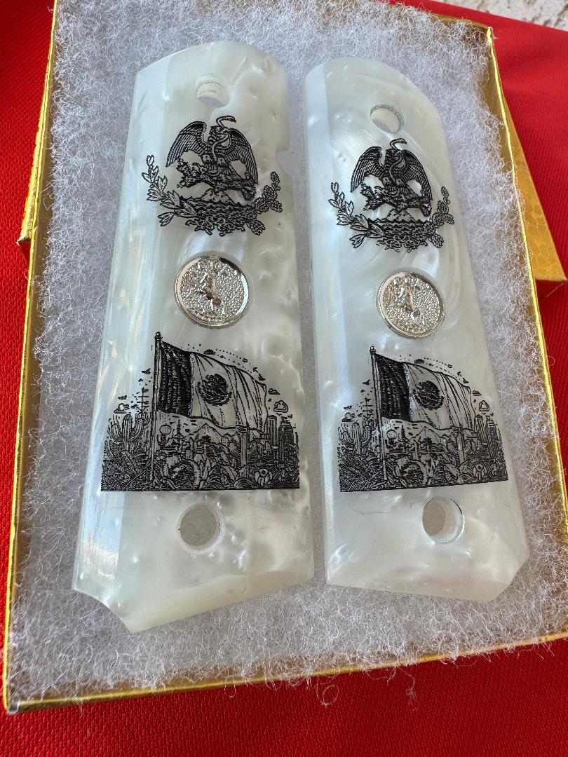 1911 Colt Medallion Mexican Eagle Pearlite Engraved grips 45 38 super Rare