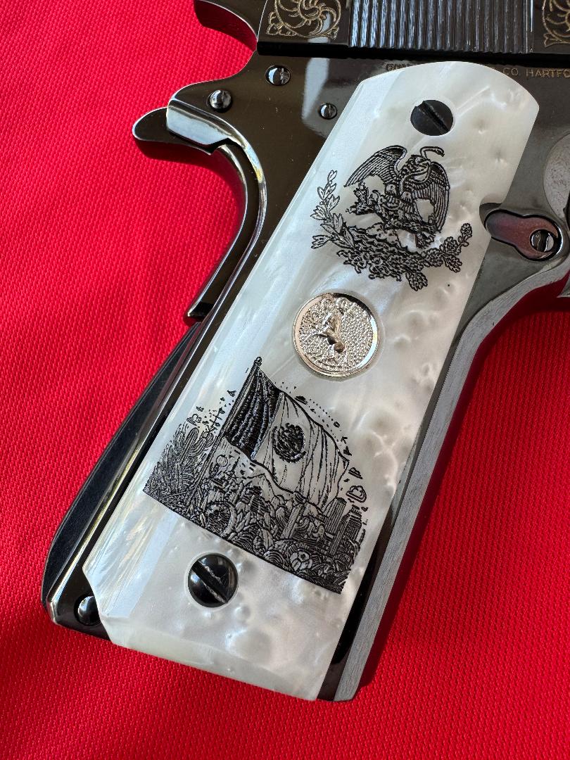 1911 Colt Medallion Mexican Eagle Pearlite Engraved grips 45 38 super Rare