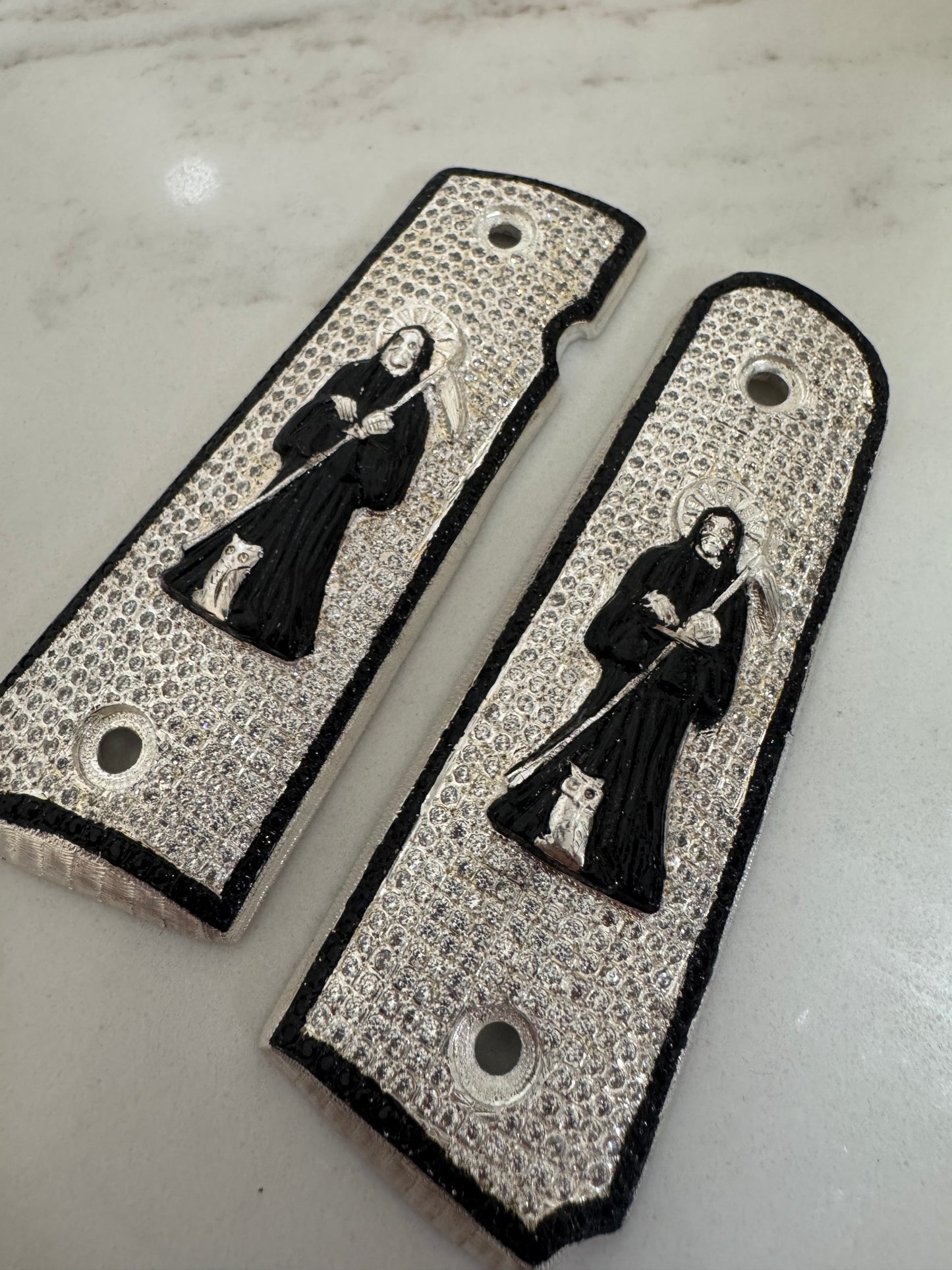 Santa Muerte 1911 Pistol Grips –  CZ Stone Inlay – Full-Size 1911