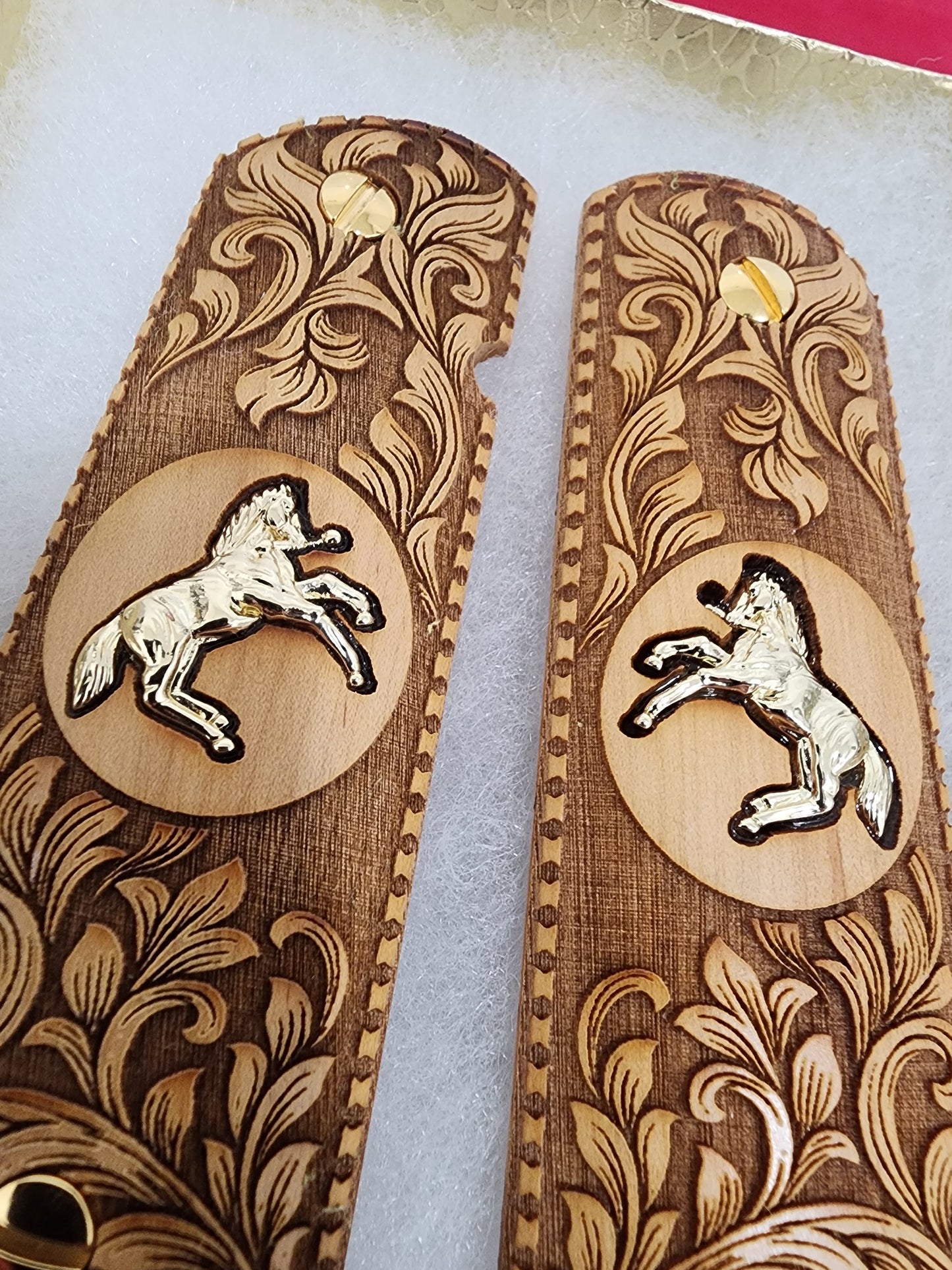 Custom Engraved Maple 1911 Wood Grips Rampant Horse With Gold Plated Screws