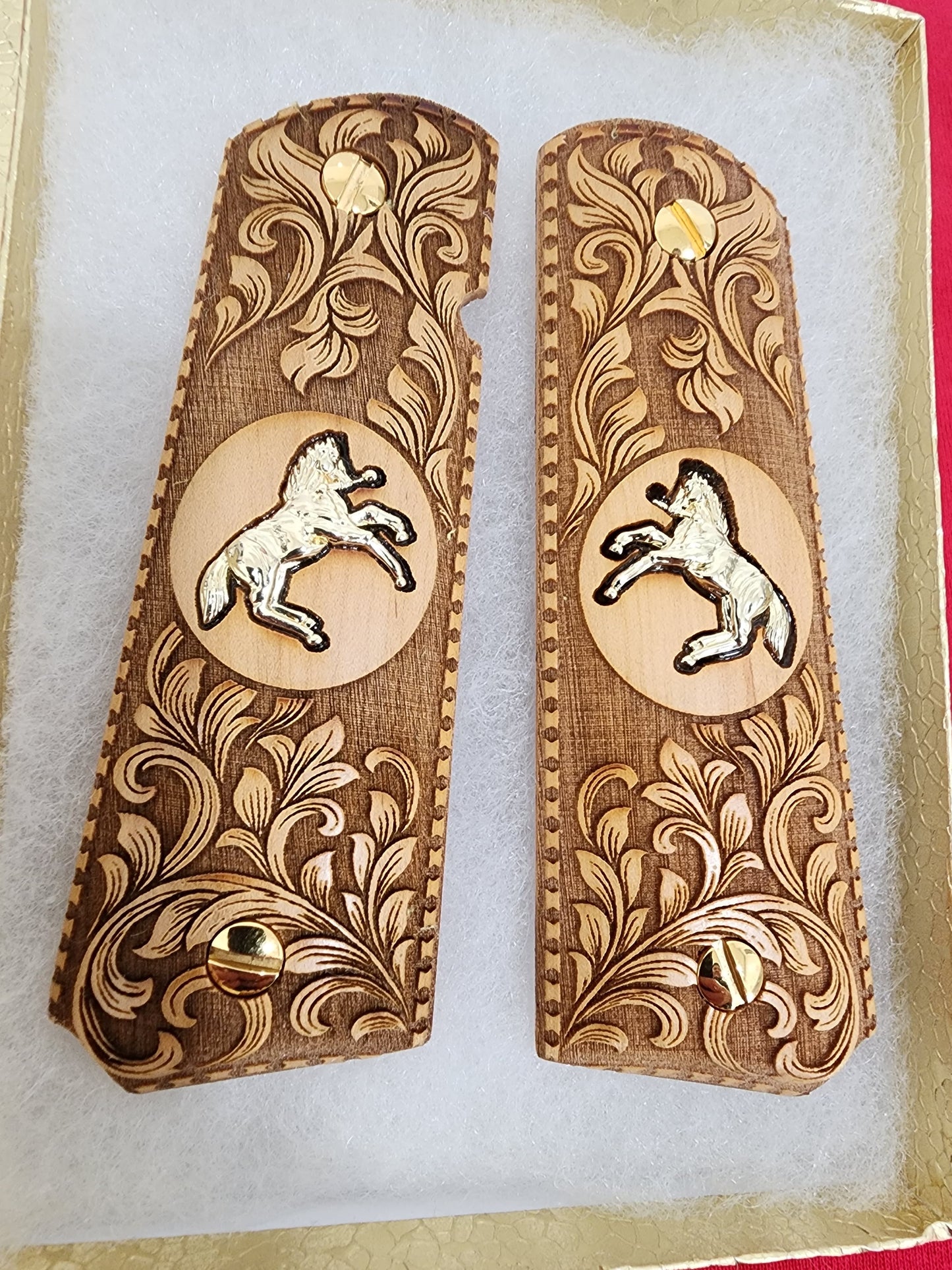Custom Engraved Maple 1911 Wood Grips Rampant Horse With Gold Plated Screws