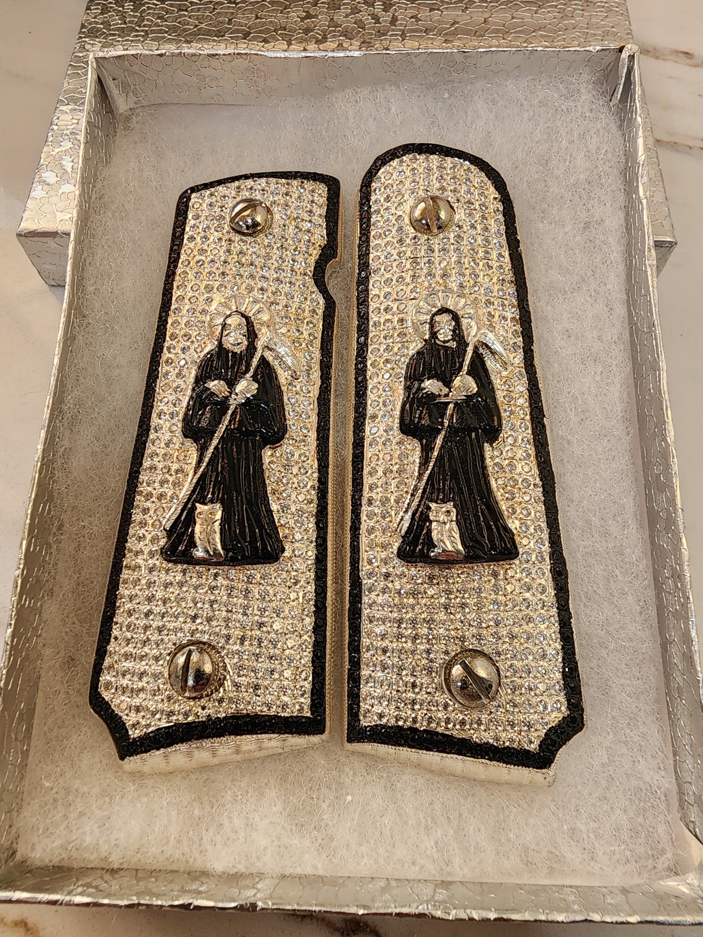 Santa Muerte 1911 Pistol Grips –  CZ Stone Inlay – Full-Size 1911
