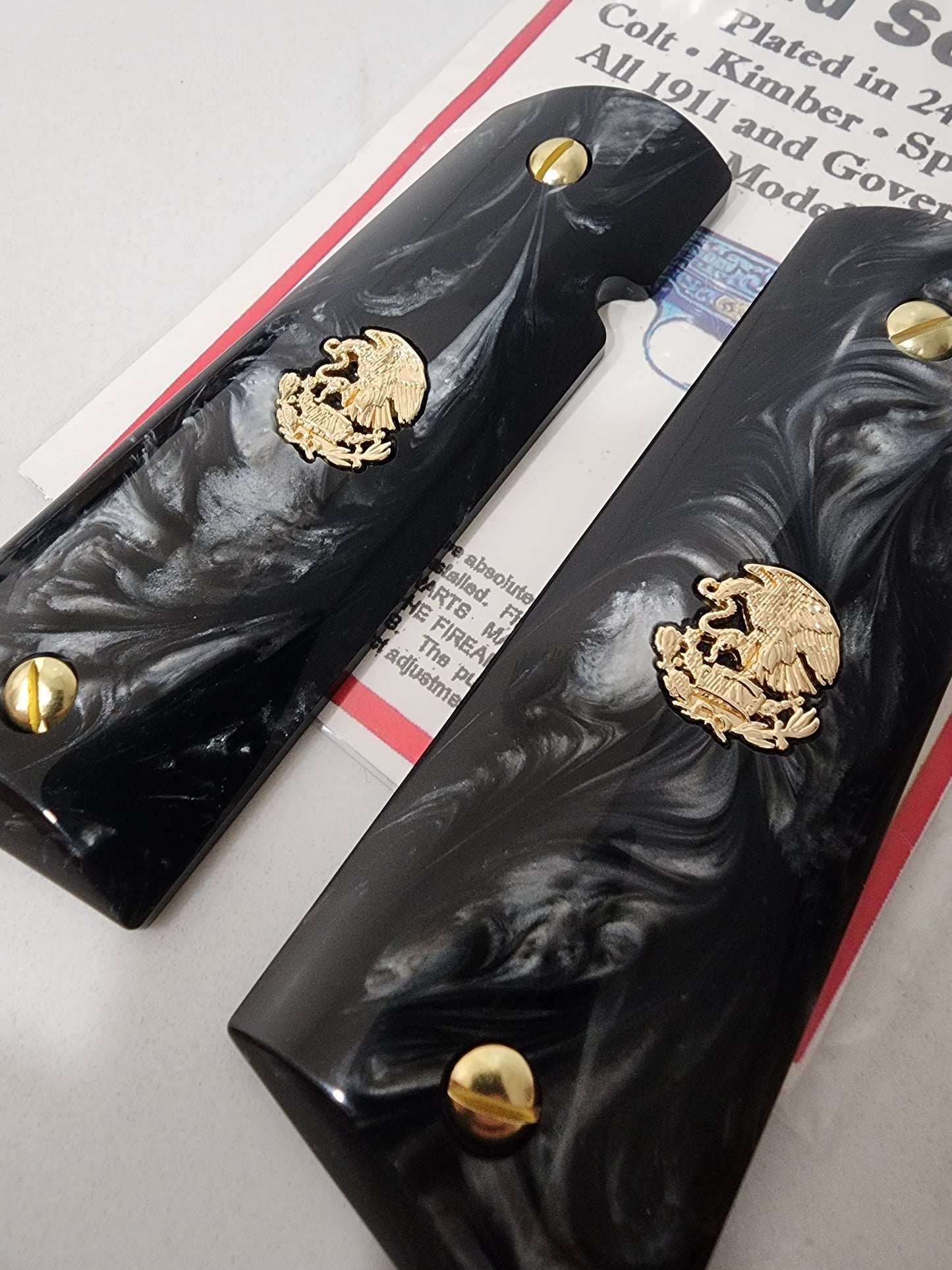 1911 Grips – Black Pearl with 24k Gold Plated Mexican Eagle Emblems (24k Gold Screws)