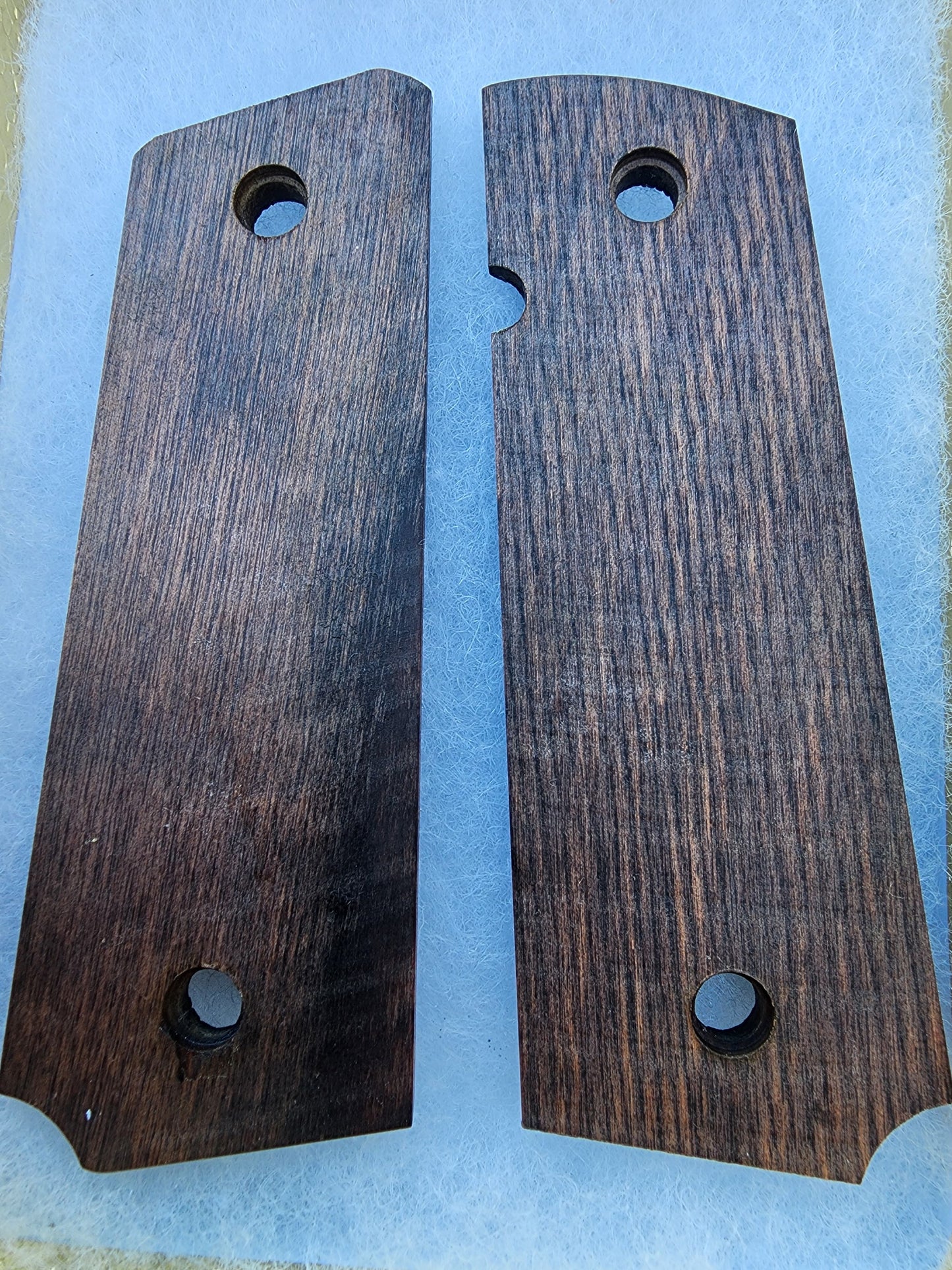 Custom Engraved 1911 Pistol Grips Mexican Eagle Medallion Walnut Wood Gold Plated Screws